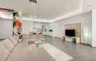 Apartament cu 4 camere decomandat în Herăstrău - 2