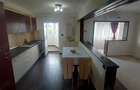 Apartament cu 3 camere decomandat în Mioriței - 4