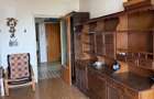 Apartament cu 3 camere decomandat în Teiul Doamnei - 2