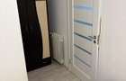 Inchiriez apartament - 2