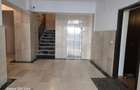 Apartament cu 3 camere decomandat în P-ța Victoriei - 24