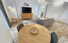 Apartament cu 2 camere semidecomandat în Km 5 - 5