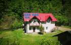 Casă cu 9 camere cu Teren 1029 Mp în Obârșia-Cloșani - 6