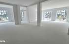 Spatiu Comercial cu Vitrine, Open Space, 250 mp - 2