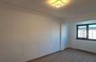 Apartament cu 3 camere decomandat în Arhitecților - Calea Cisnădiei - 5