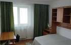 Proprietar inchiriez apartament doua camere - 2