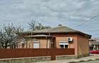 De vanzare casa 5 camere - 8
