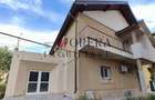 Casă individuală cu 11 camere cu Canalizare în Tătărași - 1