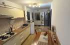 Inchiriez apartament, bdv. Independentei - 2
