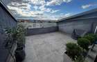 Apartament cu 3 camere în Albert - 1