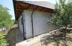 Vand/schimb casa 4 camere Odaia Manolache, utilitati, teren 1233mp - 2
