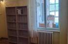 Apartament cu 3 camere decomandat în Central - 4 Apartament cu 3 camere decomandat în Central - 4
