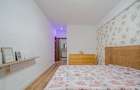 Apartament cu 3 camere decomandat în Tractorul - 33