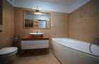 Apartament cu 4 camere decomandat în Tractorul - 7