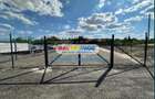 Inchiriem 1000 mp teren pentru parc auto , la DN65B - 1