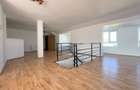 Apartament cu 4 camere decomandat în Girocului - 9