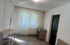Apartament de inchiriat - 2 camere semidecomandat, zona Dacia - 7
