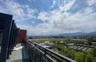 Apartament cu 3 camere decomandat în Tractorul - 8