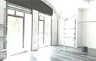Spatiu comercial renovat cu vitrina - Ultracentral - 1