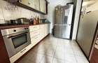Apartament cu 3 camere decomandat în Titan - 9