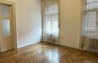 Apartament 2 camere de vanzare,cladire istorica, Piata Unirii - 14