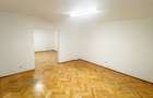 Spatiu comercial/birou - 2