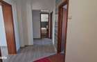 Apartament cu 3 camere decomandat în Tei - 4