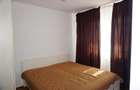 Apartament cu 3 camere semidecomandat în Craiovița Nouă - 4