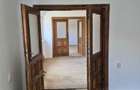 Casa 4 camere + spatiu comercial stradal + teren 1500 mp - 1