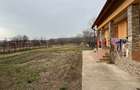 Casă cu 3 camere cu Teren 1732 Mp în Gârleni - 23