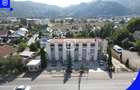 Spațiu comercial, de 1,000 mp, în Central - 4