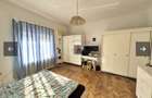 Proprietar . Apartament centru 2 camere+ living - 5