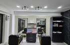 Spatiu comercial, 102 mp, salon de infrumusetare complet echipat - 1