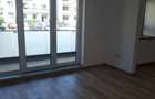 Apartament 3 camere, decomandat - zona Tractorul - 2