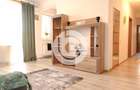 Apartament cu 3 camere semidecomandat în Central - 1
