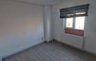 Apartament cu 3 camere decomandat în Tei - 14