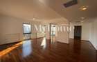 Apartament cu 4 camere decomandat în Băneasa - 3