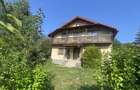 Casă cu 4 camere cu Teren 2068 Mp în Mioveni - 2