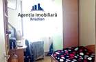 Apartament cu 3 camere de vanzare - Zona Micro 14 - 5
