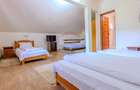 Hotel/Pensiune, de 55.840000152588 mp, în Vama Buzăului - 11