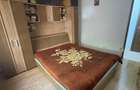 Apartament cu 3 camere decomandat în București - 15