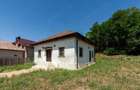 Casă în Leordeni - 2