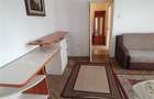 Apartament cu 2 camere semidecomandat în Podu Roș - 1