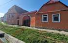 Casă cu 4 camere cu Teren 2549 Mp în Beia - 3