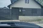 Vand Casa zona Hemeiusi langa primarie - 1