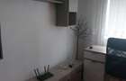 Apartament cu 3 camere de vanzare, Oravita, Caras-Severin - 2