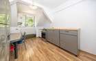 Apartament cu 3 camere decomandat în Central - 8