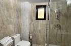 Casă cu 7 camere cu Canalizare în Cheia - 24