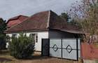 Casa 3 camere, curte generoasa 700 mp, Str. Campului, Curtici 43.000 - 3