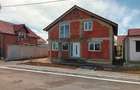 Casa in rosu Palota de vanzare - 2